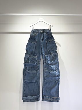 Women’s Straight-Leg Cargo Jeans in Dark Blue